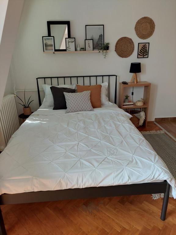Be My Guest studio apartment - 5