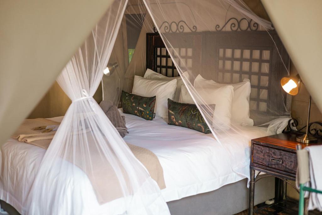 Umkumbe Bush Lodge - Luxury Tented Camp photo