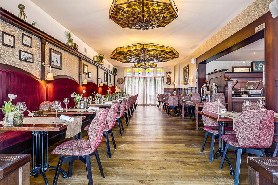 維多利亞酒店 (Hotel Victoria)