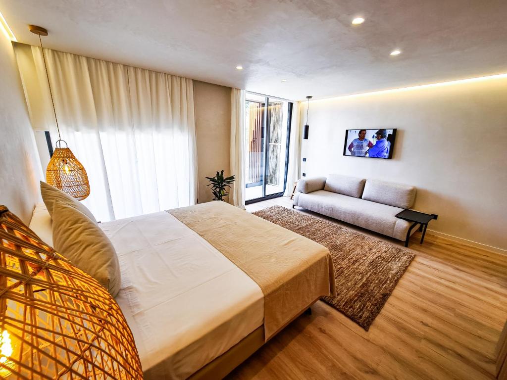 S´Estancia Suites — Hotel rooms in Es Mercadal, Balearic Islands