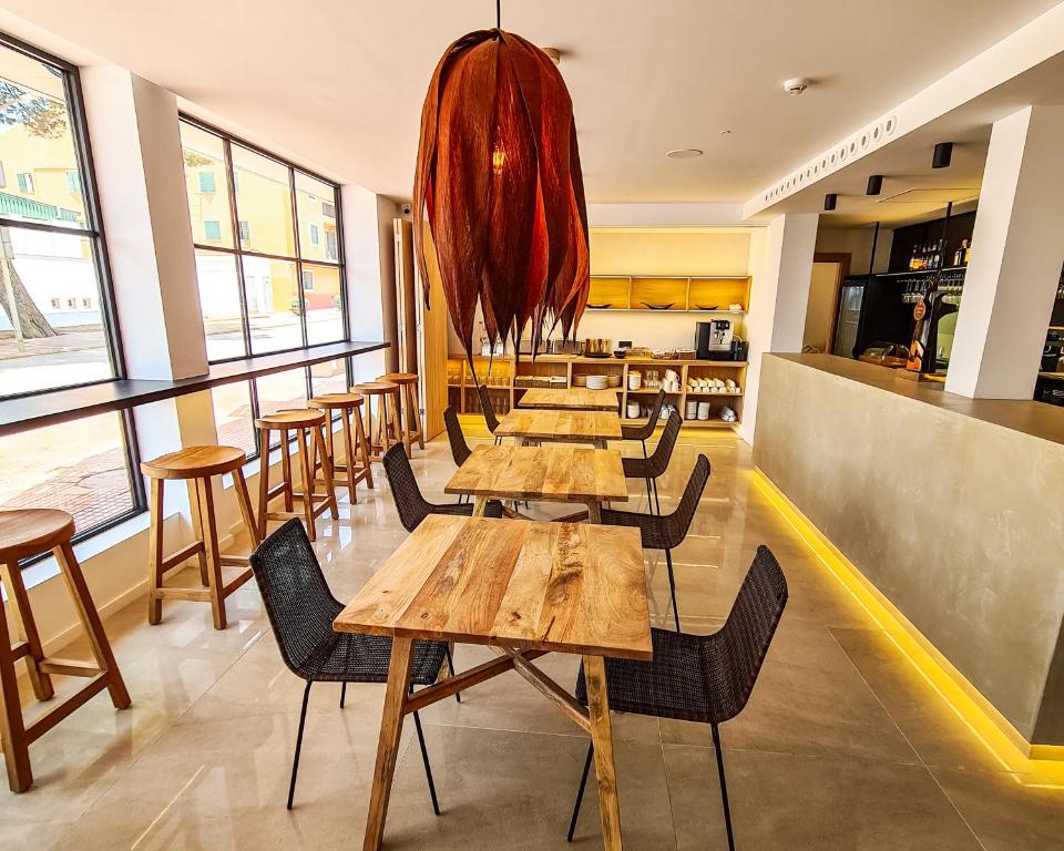 S´Estancia Suites — Restaurant & bars in Es Mercadal, Balearic Islands