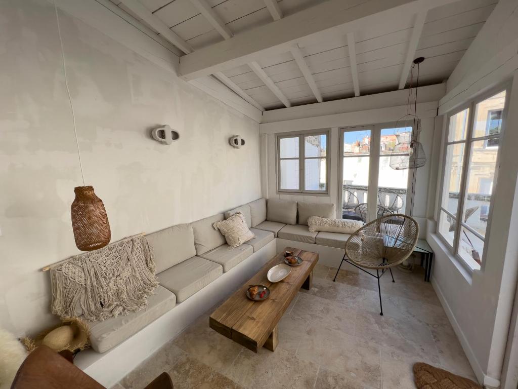 Penthouse Apartment with Large Terrace and Veranda - 5