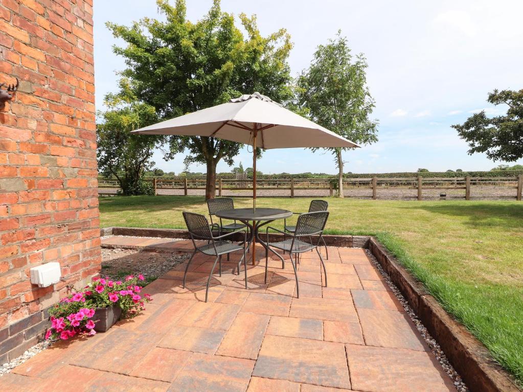 Hill Farm, Nantwich photo 5