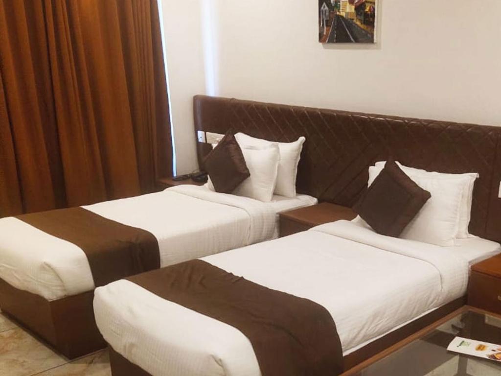Hotel Vani photo