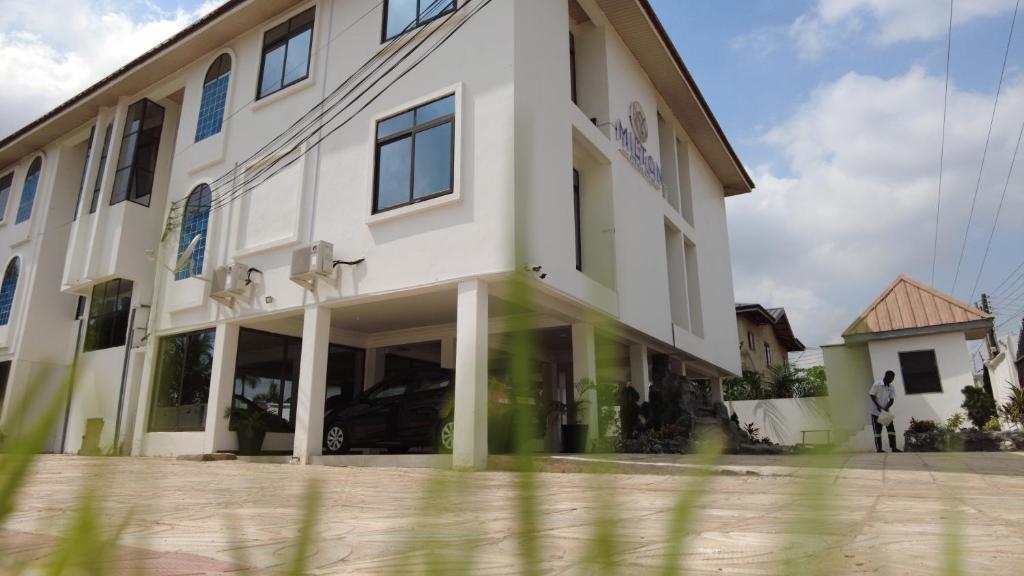 MILTON AVENUE SUITES, 2Bed — Hotel in Accra