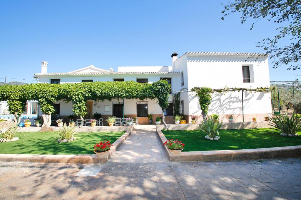 Magnificient Rural Home With Pool and BBQ - 5