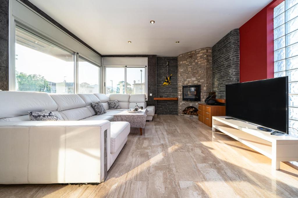 Villa Luxury Rock Tirri 전경