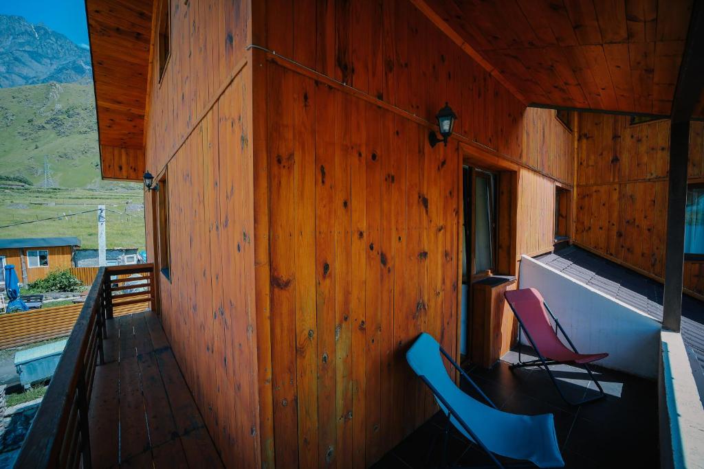 Alpenhaus Kazbegi Hotel & Restaurant photo