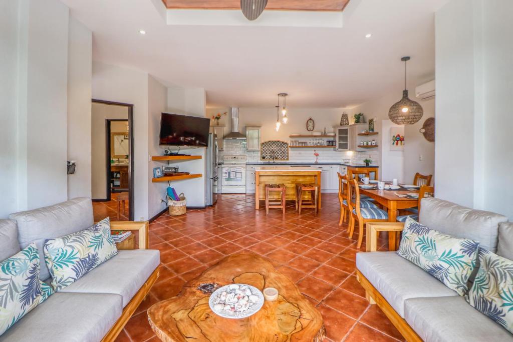 Casa Mimosa Poolside, Playa Flamingo