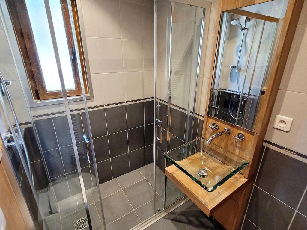 Appartement familial confortable aux Gets, capacité 4 personnes, balcon et WiFi - FR-1-598-104 - 5