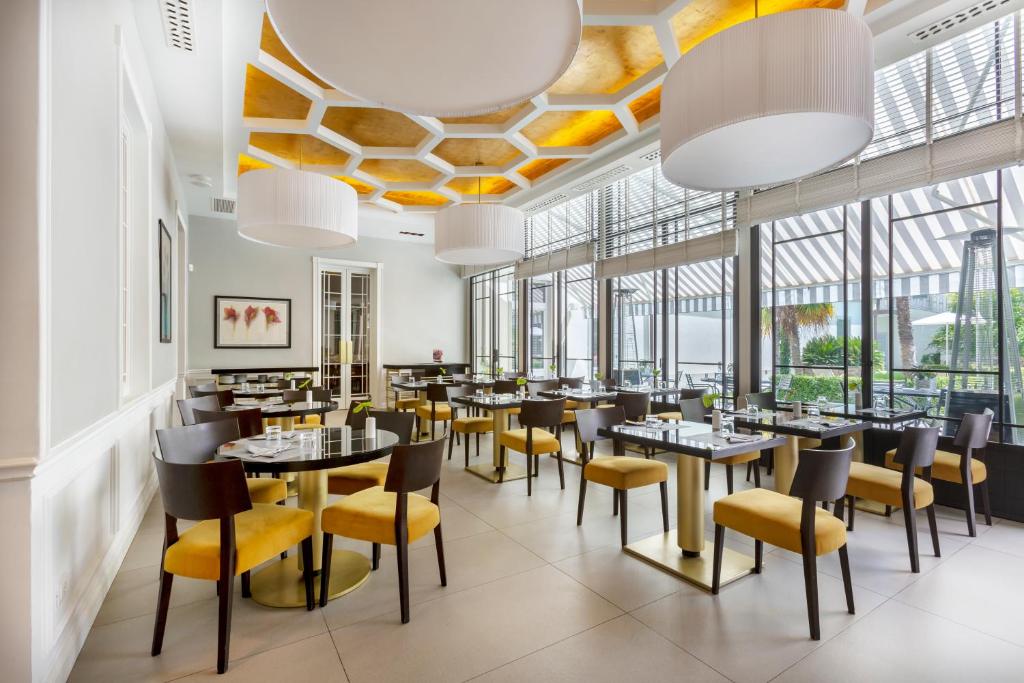 パラッツォ カストリ 1874 (Palazzo Castri 1874) レストラン