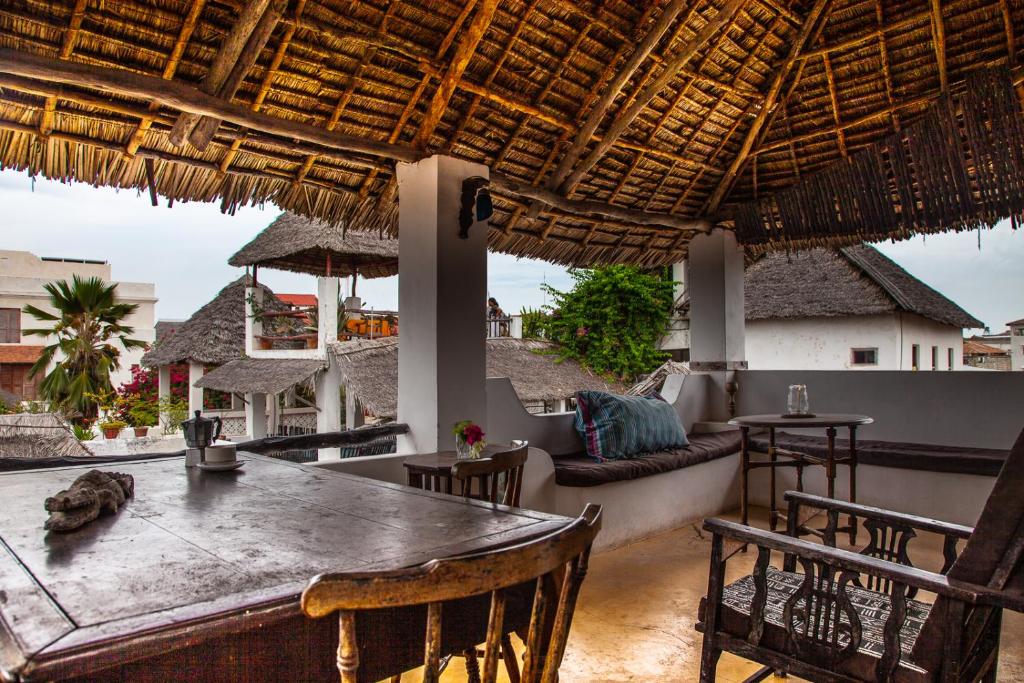 Jannat House photo
