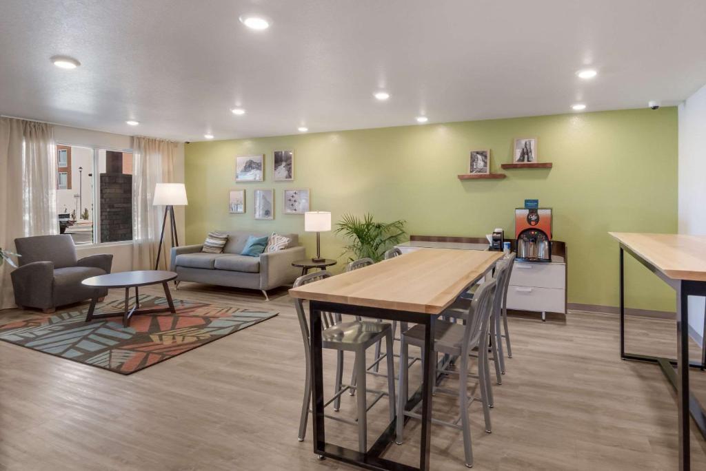 Best Price on WoodSpring Suites Colorado Springs North Air Force