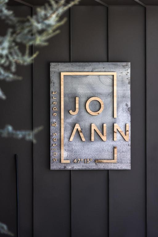 JoAnn suites & apart - 2