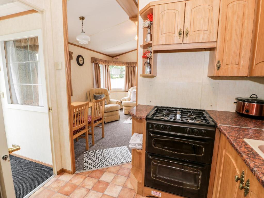 Grange Caravan, Llangollen photo 3