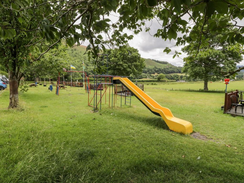 Grange Caravan, Llangollen photo 8