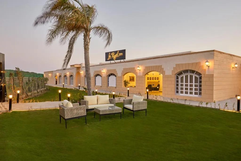 Le Royal Marina Hotel, hotel in El Alamein