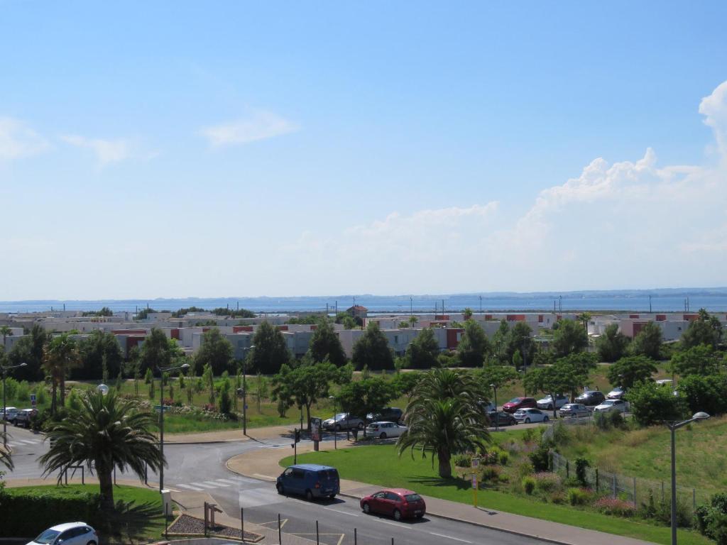 T2 Cabine avec Terrasse et Parking Privé à Sète - FR-1-472-103 - 2