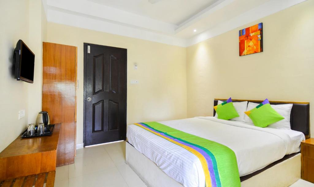 Capital O 68343 Platinum Inn photo