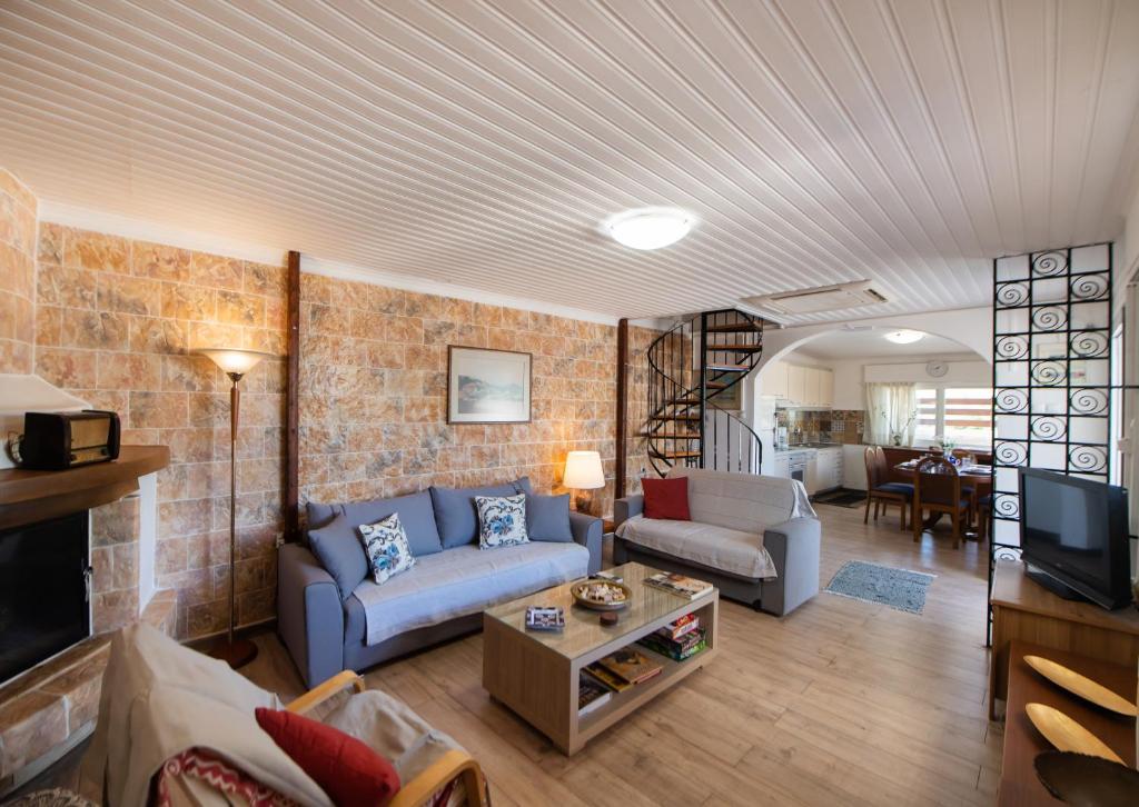 BORGO! Ευχάριστο εξοχικό σπίτι δίπλα στη θάλασσα!!, Lefkada