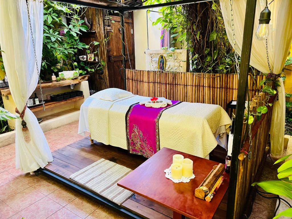 Hacienda Boutique B&B and Spa Solo Adultos - 5