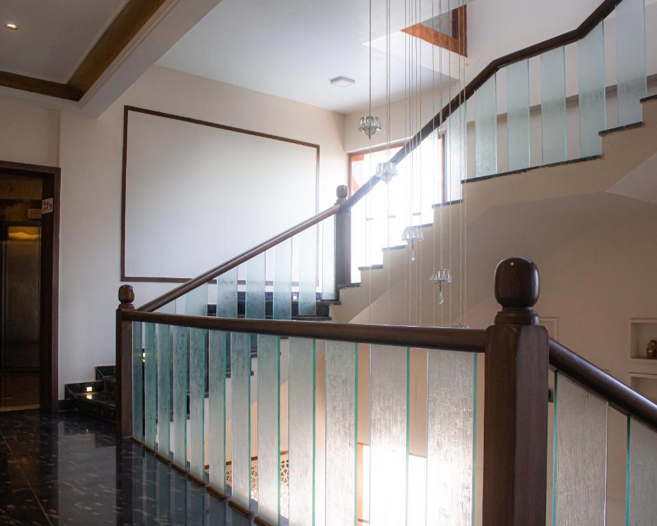 잠나가르 호텔 객실 내부