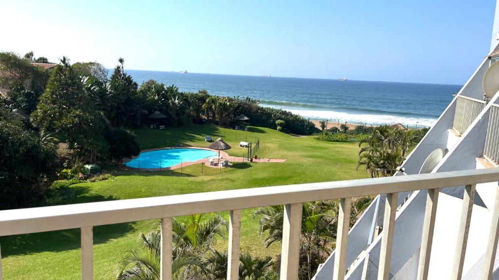 34 Kyalanga Beachfront Apartment, Durban