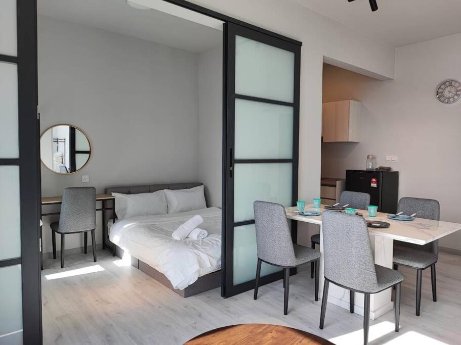 Lovely Seaview Condo TII @ Jesselton Quay photo