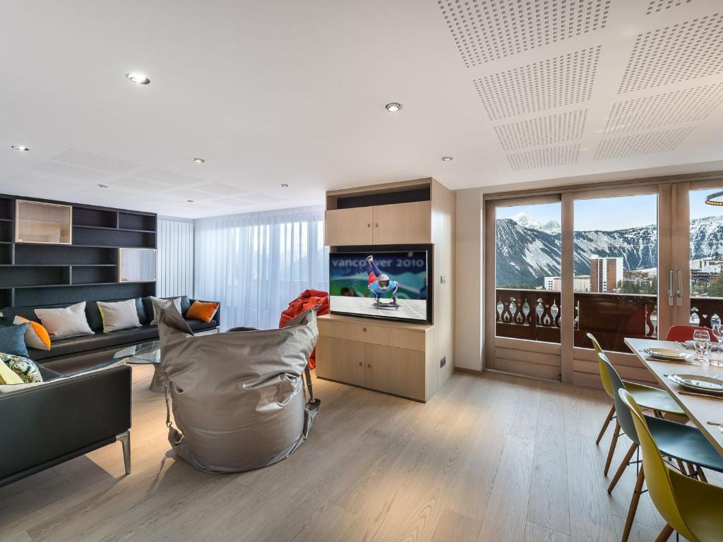 Appartement rénové 3 chambres, Courchevel 1850, avec balcon et parking - FR-1-564-59 - 3
