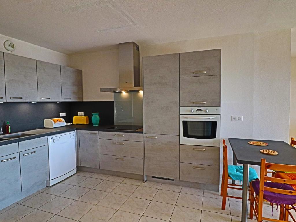 Spacieux 60m² classé 3 étoiles, terrasse vue mer, proche plage - FR-1-472A-136 - 3