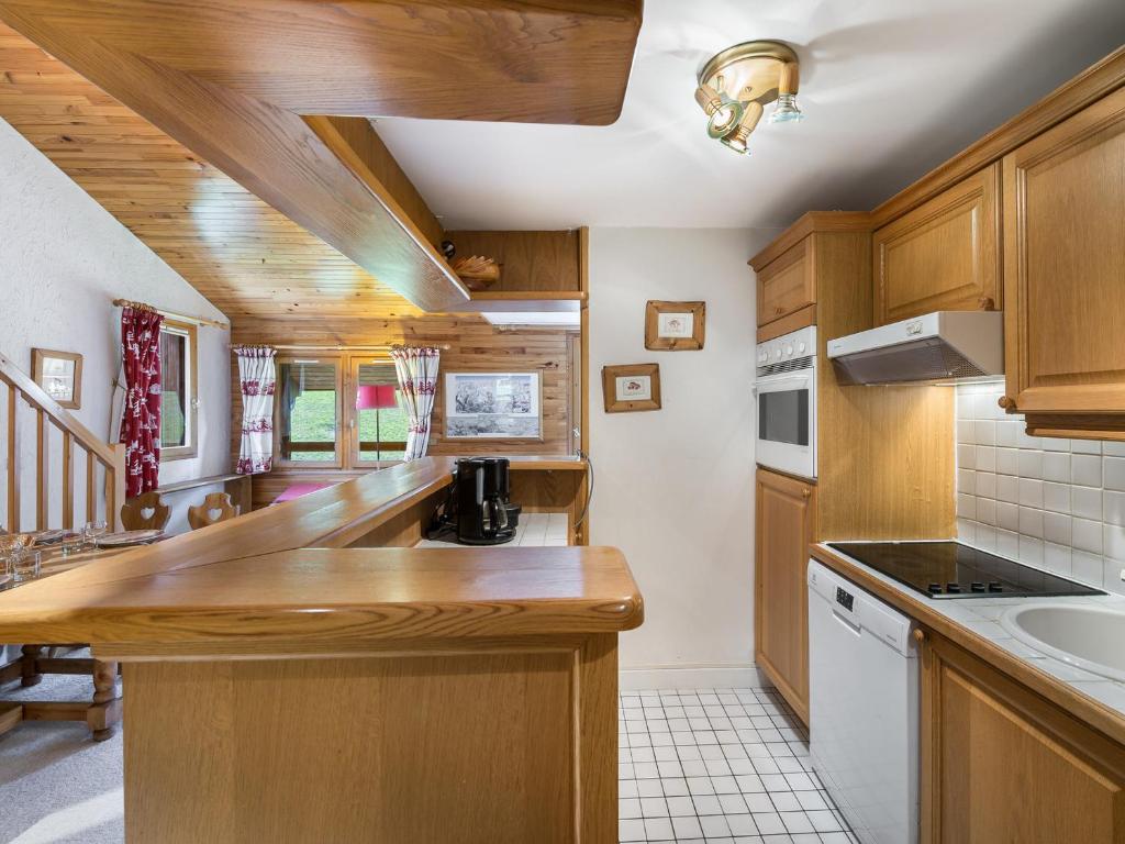 Duplex à Courchevel 1850: Proche centre et pistes, 6 pers., Parking - FR-1-564-12 - 2