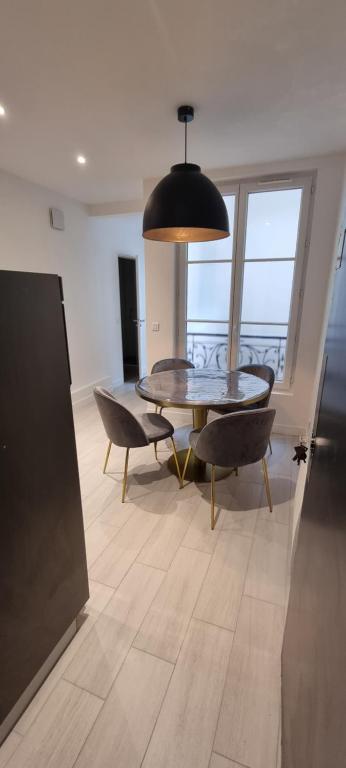 PARIS AURIOL - 4