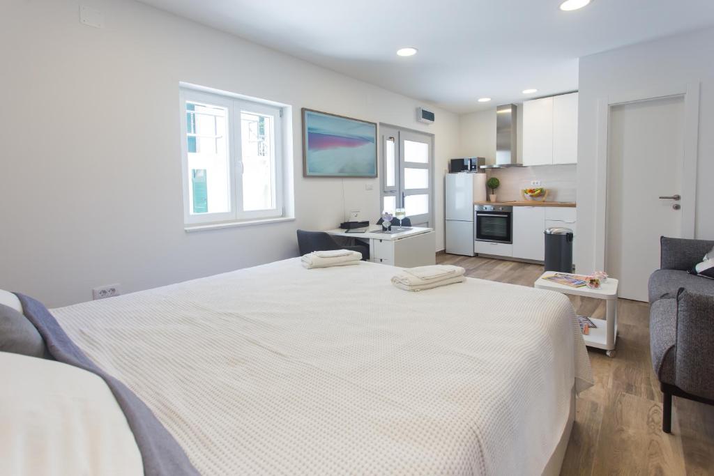 Studio Nomadic Kastela photo