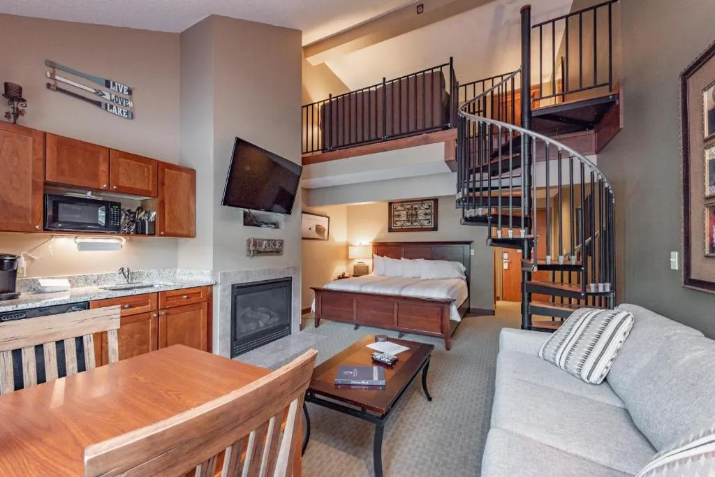 A314 Studio & Loft Standard View, hotel in Oakland