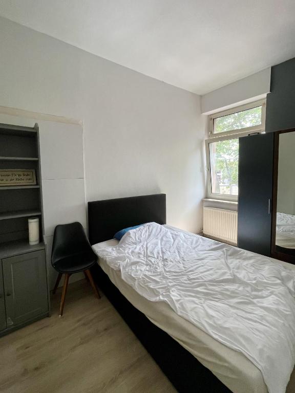 modest cozy room near frankfurt — Hotel in Frankfurt am Main