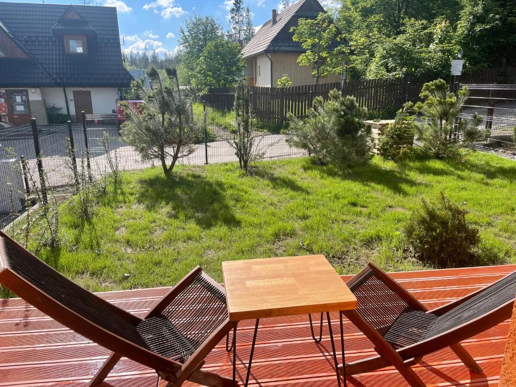 Punkt Kościelisko, dom górski 800 m od doliny Kościeliskiej, Kościelisko