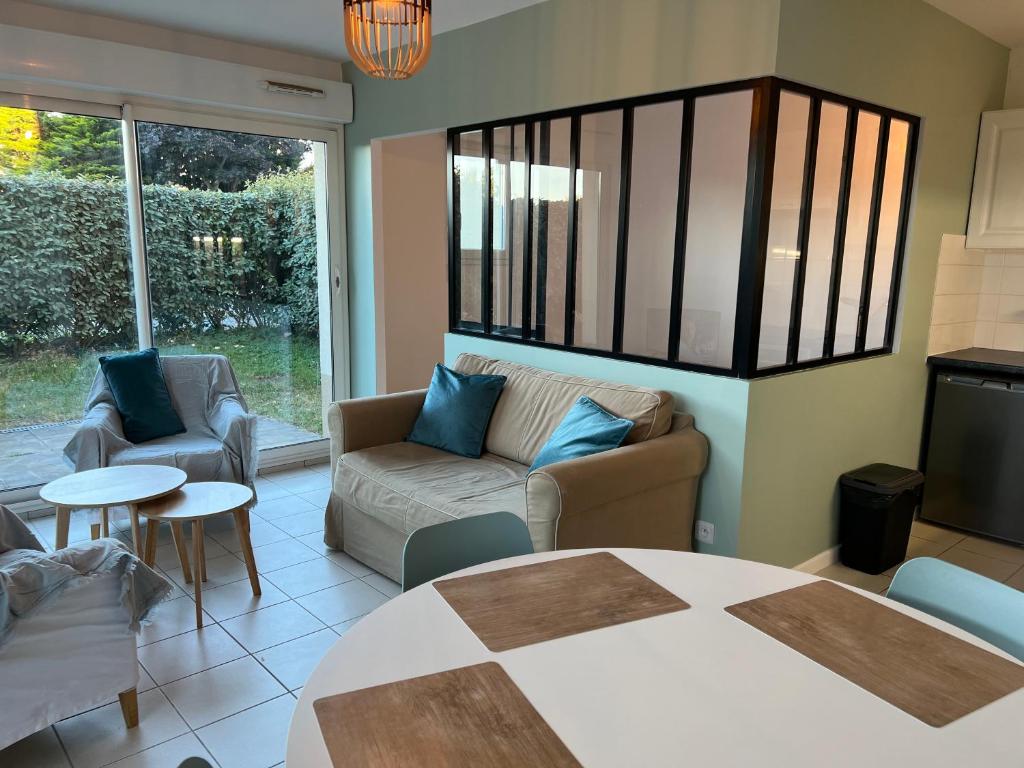 Appartement plage restaurant et parking privatif - 1