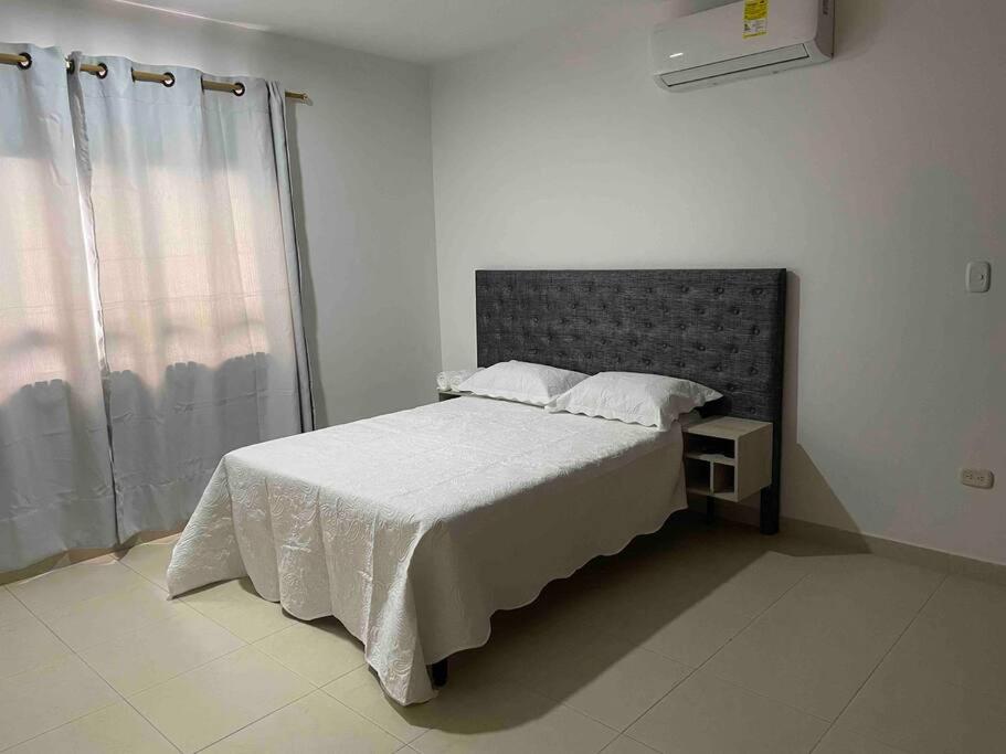 CIC APARTAMENTO CASTELLANA 3PISO PARQUEADERO GRATIS - 4