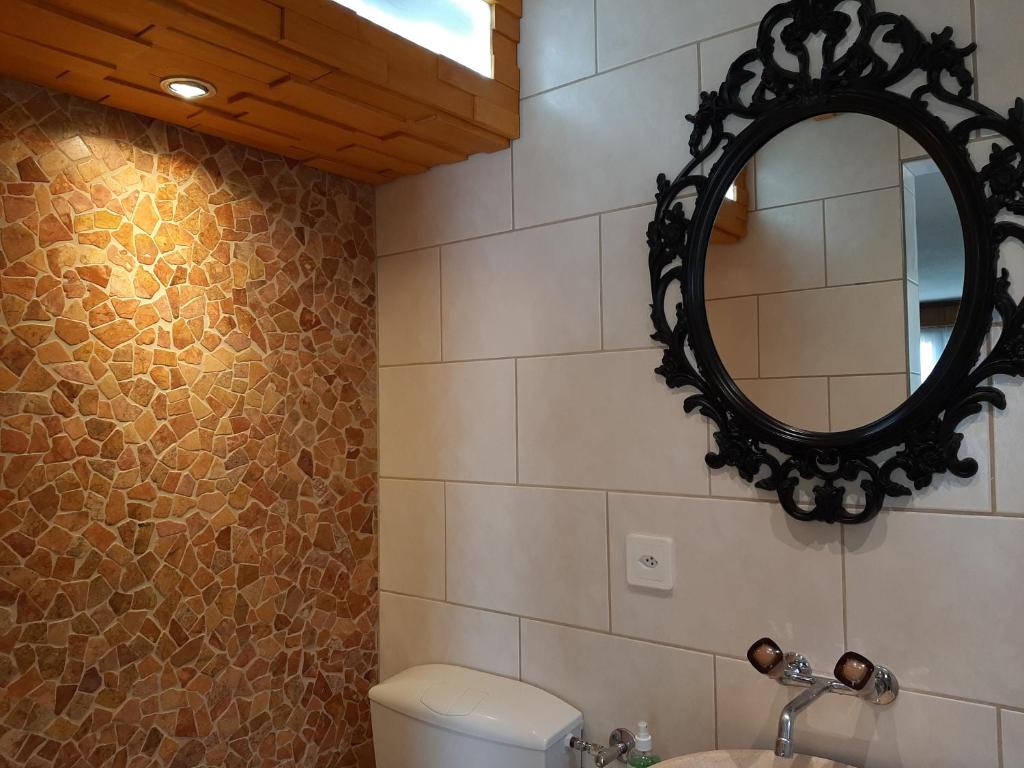Chalet apartment by Interlaken. Parking photo