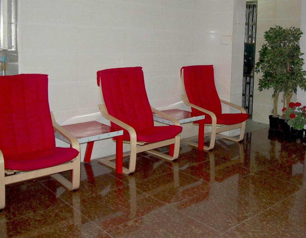 Shared lounge/TV area, Australia Lounge in Hong Kong