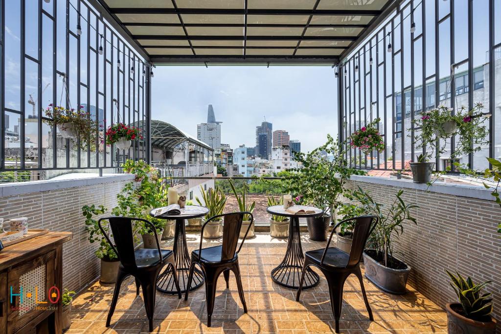 HoLo Central Saigon - Serviced HomeStay photo