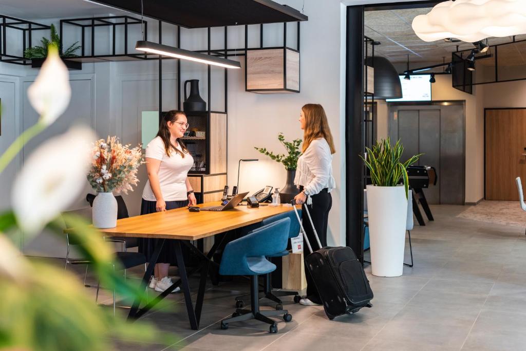 ibis Lyon Sud Oullins photo