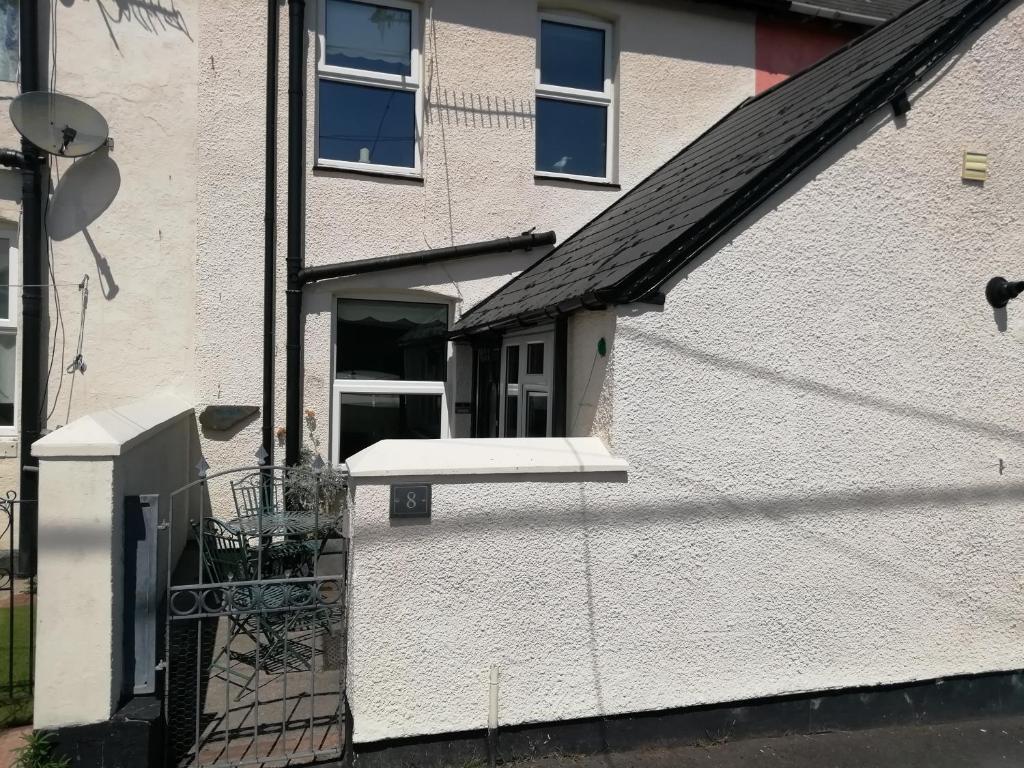 Cosy spacious 2-Bed Cottage in Watchet Somerset