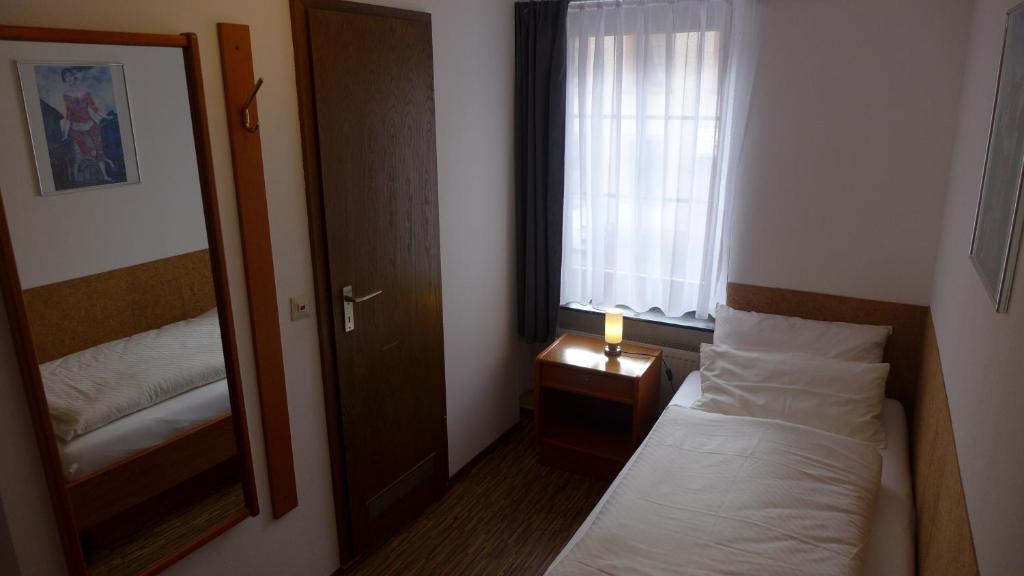 Central-Hotel Greiveldinger photo