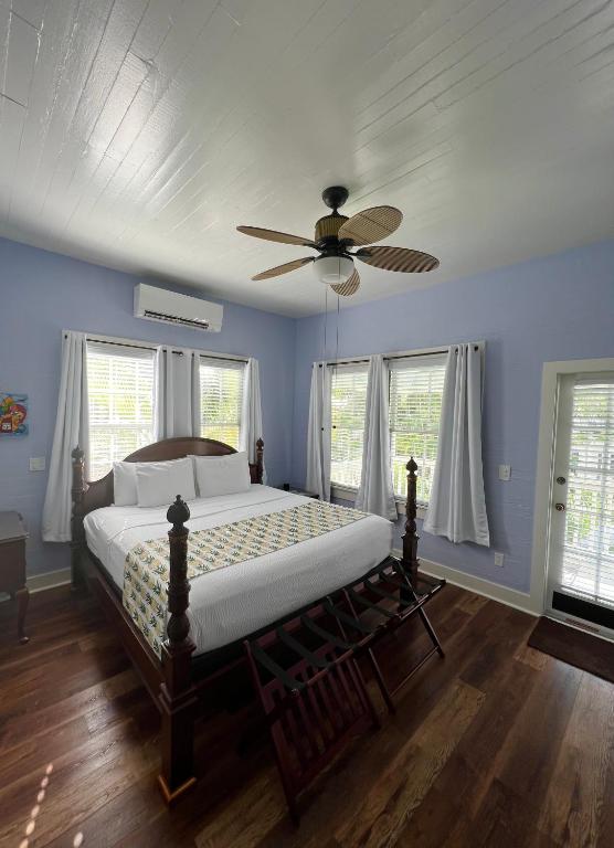 The Porch on Frances Inn - Adults Exclusive photo