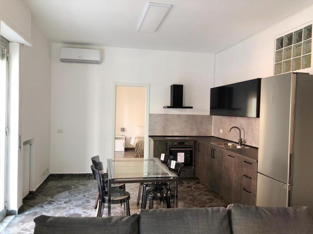 LB&b Holiday Suite Downtown Bari - 4