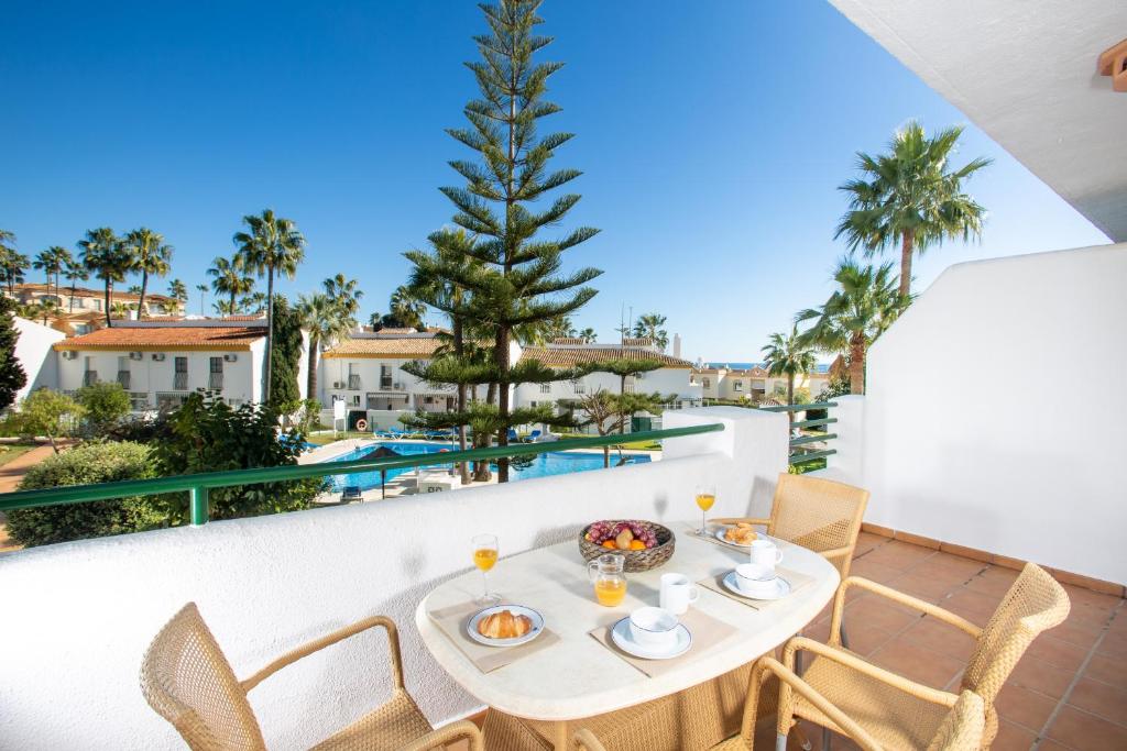 Playa & Beach Apartments Mijas Costa & Fuengirola by ALFRESCO STAYS - 3