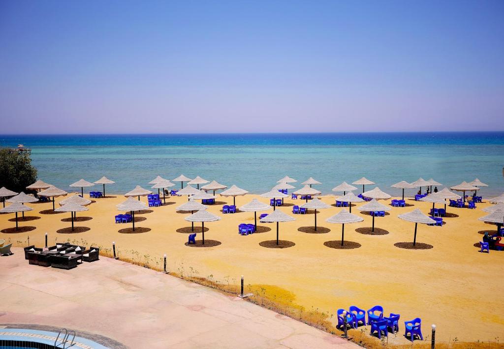 El Hayah Resort - Families Only photo