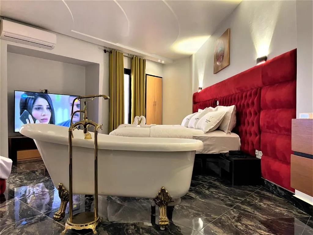 Hôtel Vendôme Douala, hotel in Douala