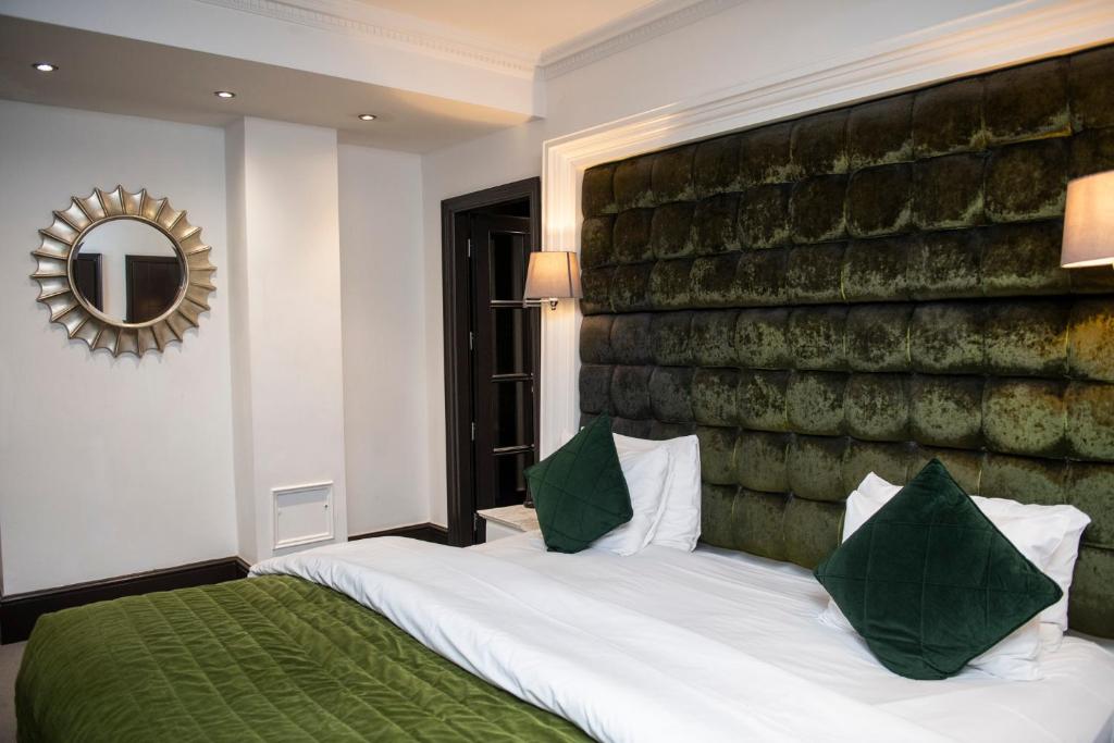 The Exhibitionist Hotel by theKeyCollections photo